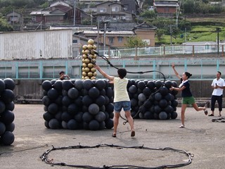 0613026_R.jpg