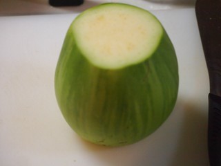 0613070_R.jpg