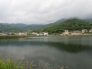 0613101_R.jpg