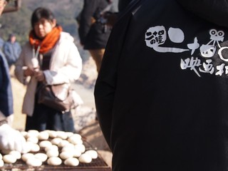 0613128_R.jpg