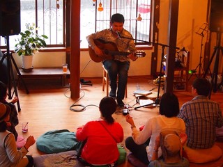 0613202_R.jpg