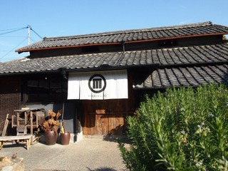 128.jpg