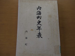 men025_R.jpg